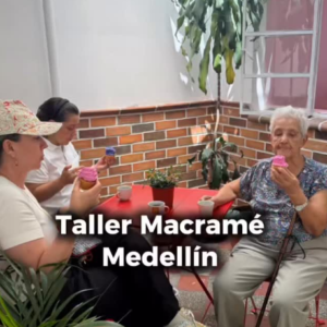 Taller de Macramé con intervención de prendas